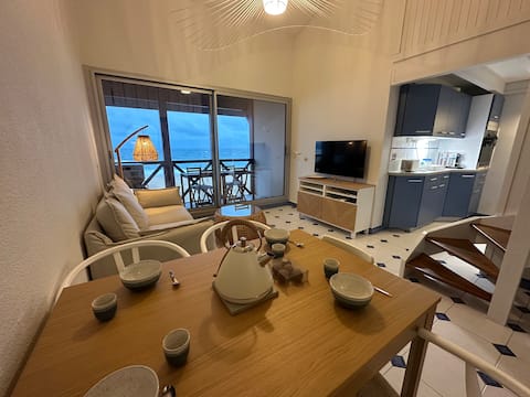 Annonce Airbnb populaire: Hossegor ocean view, direct beach access, cozy, Wi-Fi à Soorts Hossegor