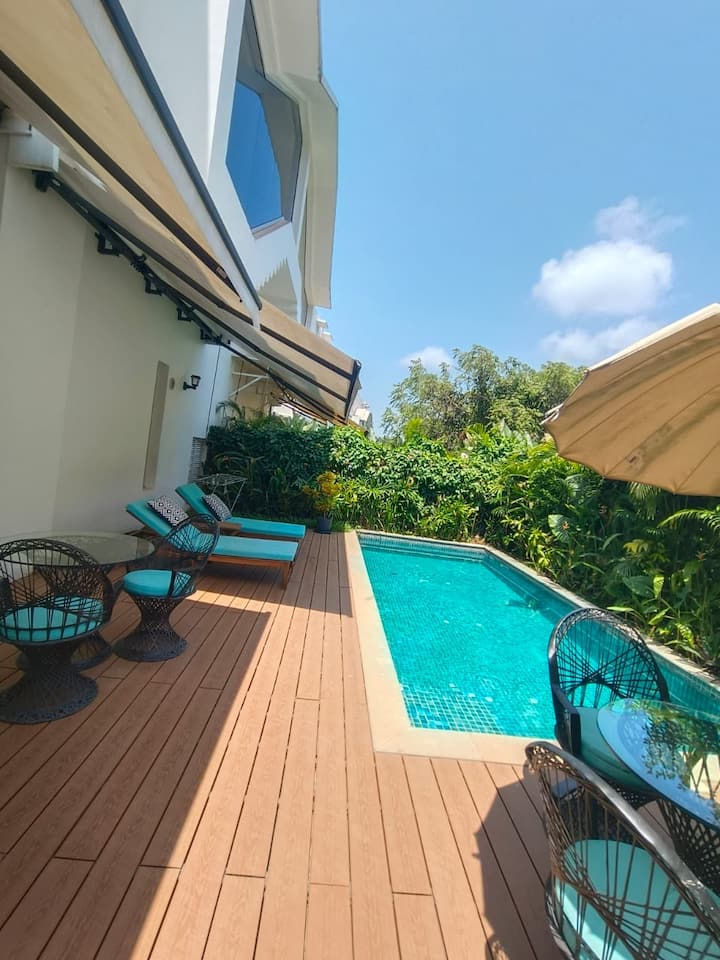 Pool image 9
