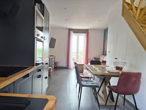 Cozy apartment with pool and garden (2/4 people)