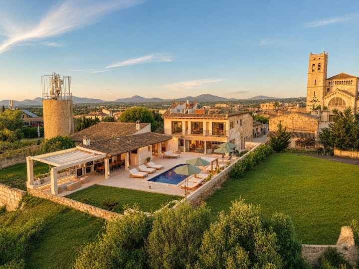 Mallorca Retreat | Best Sunset View| FirePit | Gym