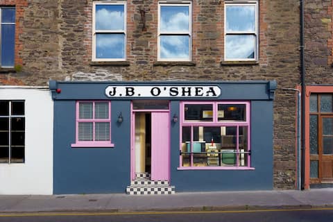 J.B. O’Shea - Old world Irish pub