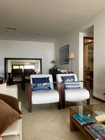 302 Country residence service gallery image 3