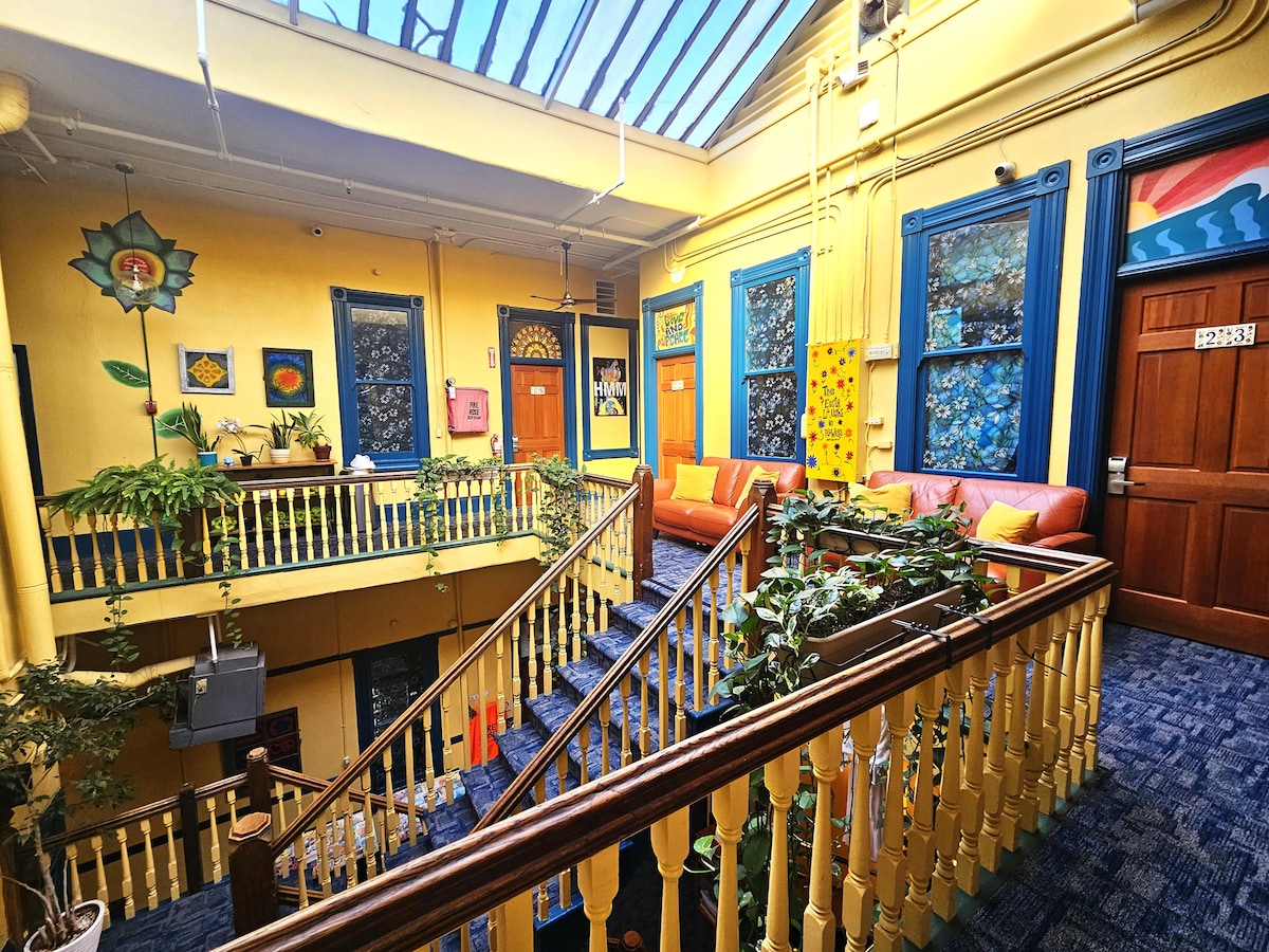 Airbnb Gaslamp San Diego