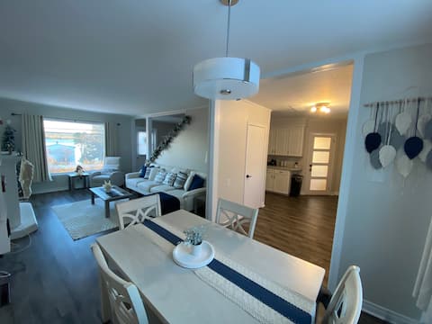 Bernice Mae's, An Ocean View