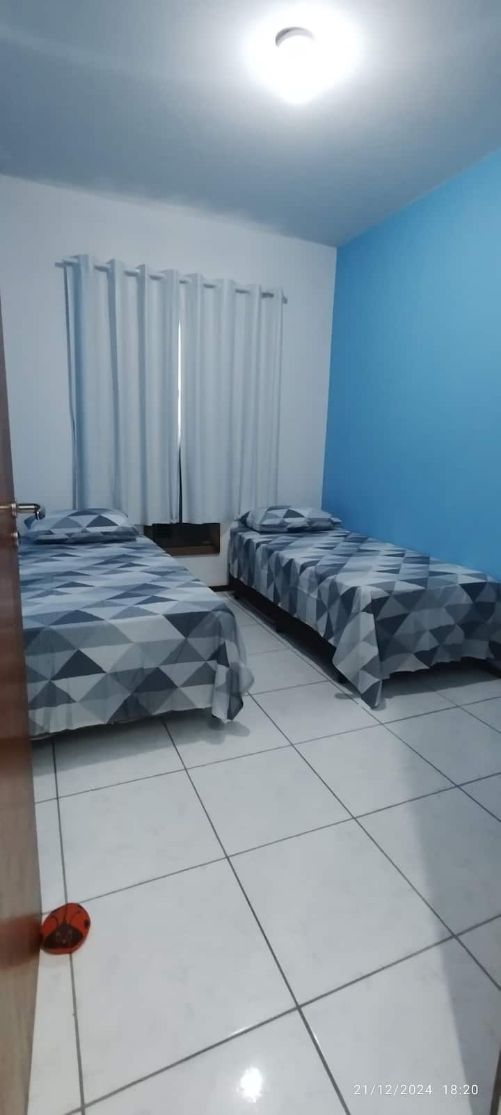 Dhomë gjumi 2