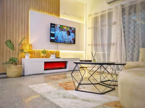 Luxurious Apt | Cocody | Fiber Optic Internet