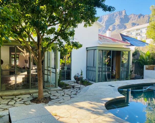 Stunning home with pool & Table Mountain view