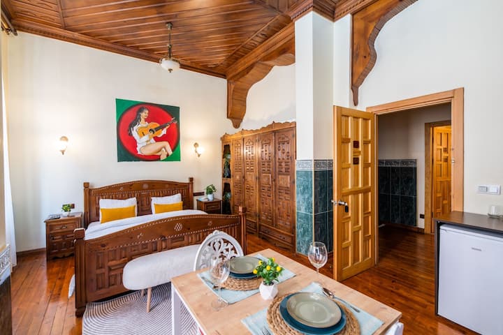 საძინებელი 1