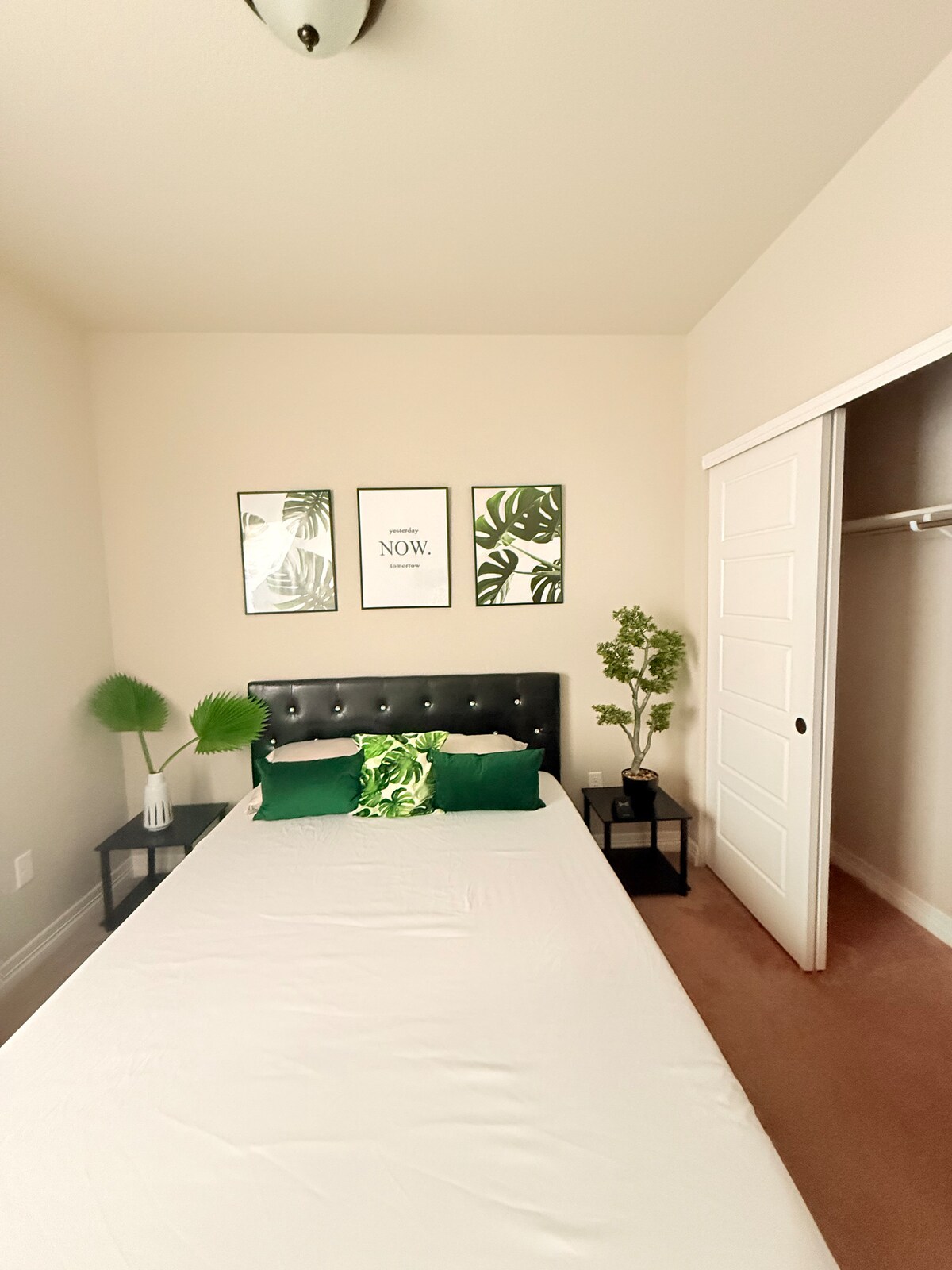 غرفة النوم 1