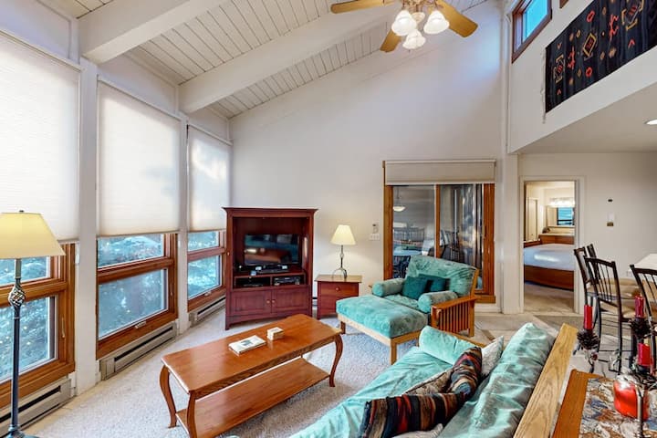 Two Br Condo W/ Wifi & Shared Pool And Hot Tub - Steamboat Springs, CO