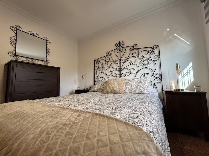 საძინებელი 1