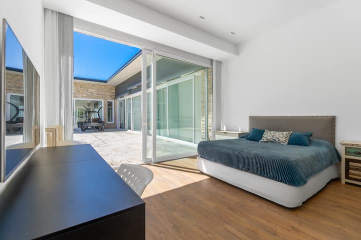 غرفة النوم 2