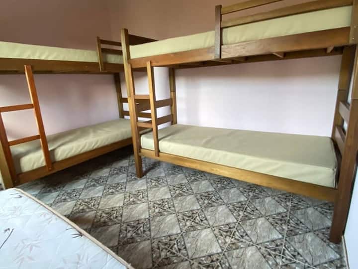 Dhomë gjumi 2