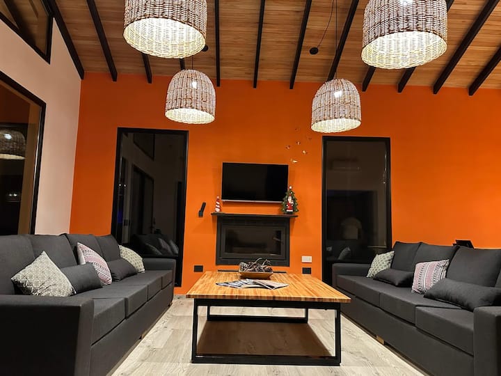 Casa En Barrio Villa Robles - Pinamar