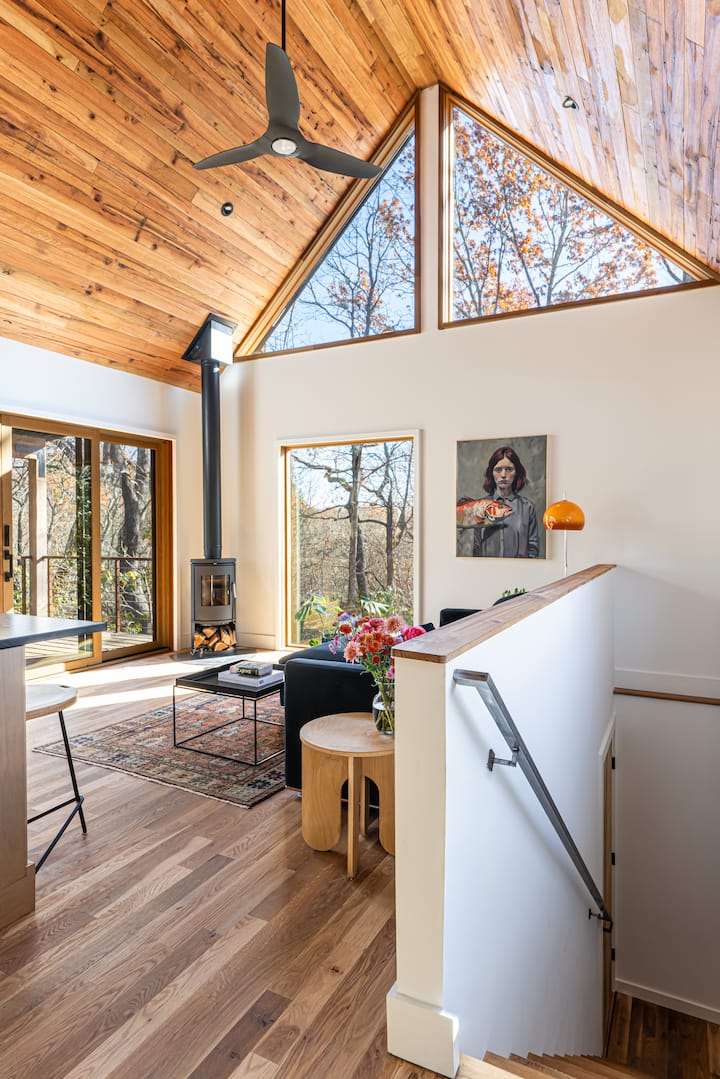 Laurel Mountain Getaway Cabin - Brevard, NC
