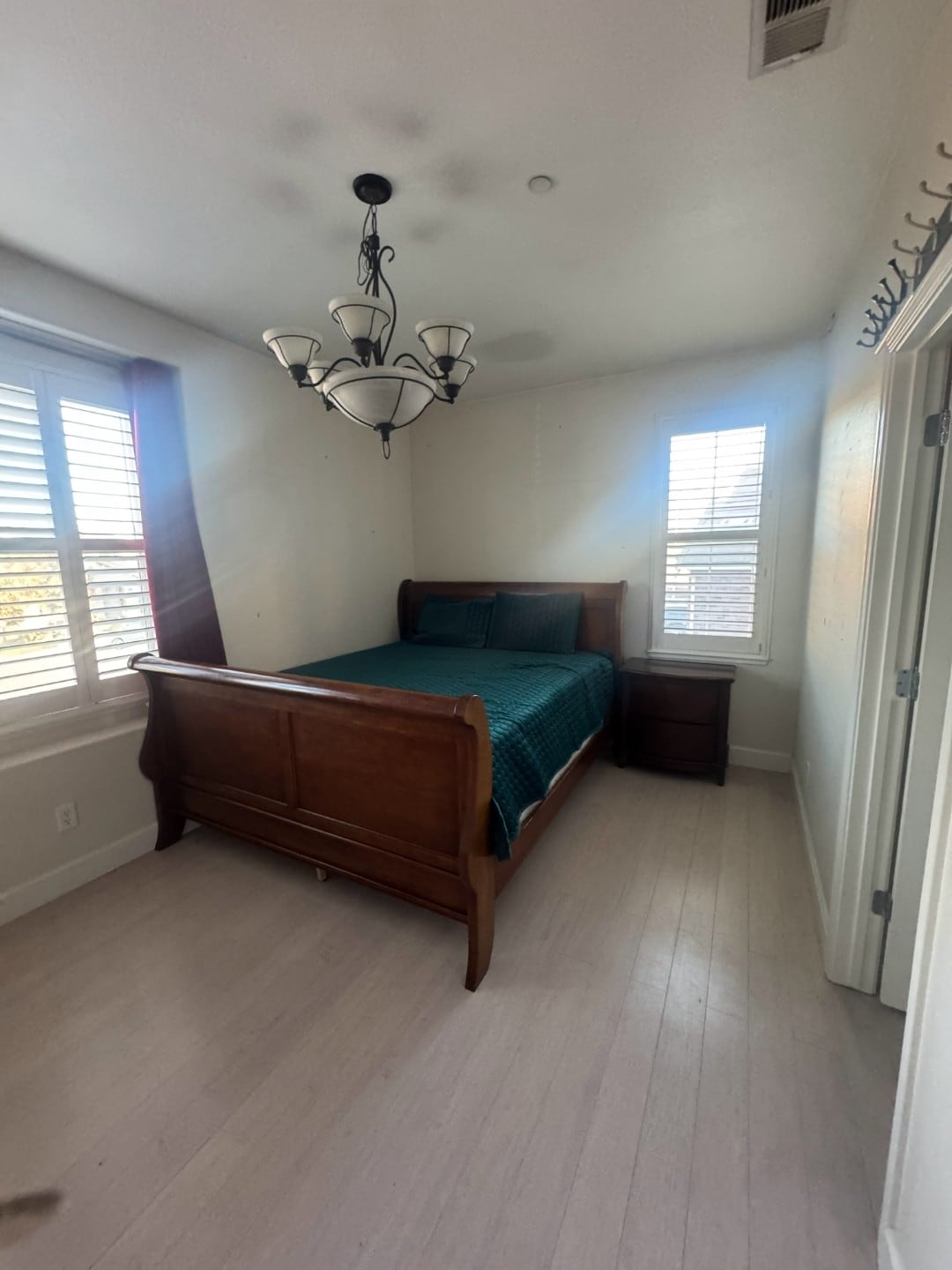 საძინებელი 3