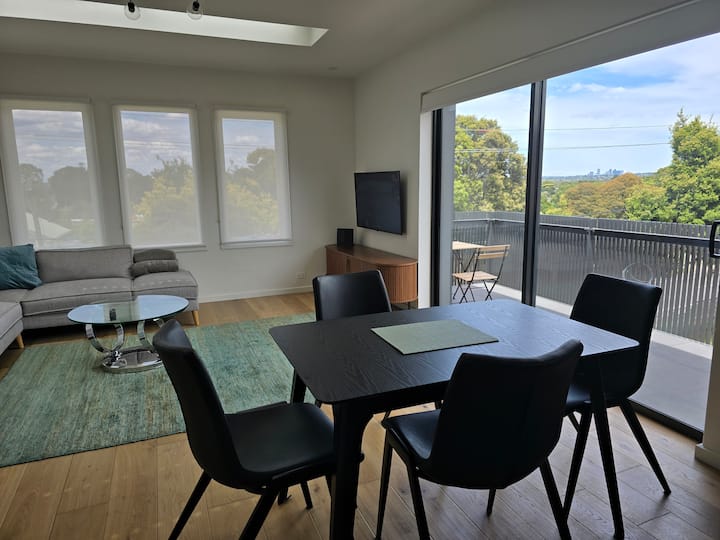 Funky Flat Heidelberg - Spacious 80sqm With 2 Beds - Ivanhoe
