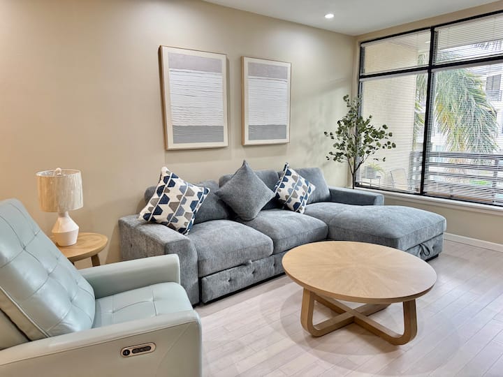 New & Cozy - Hot Jacuzzi 3br Condo Great Location - 미시온