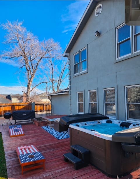 Skyline oasis *Golf Course *Hot Tub *Sauna
