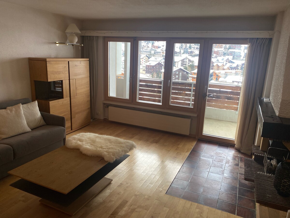 Top performing Airbnb: Central Flat & 2-Min To Ski Lift in Zermatt