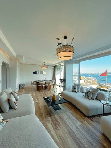 Deluxe sapphire Bosphorus viewed city center Apt. gallery image 2