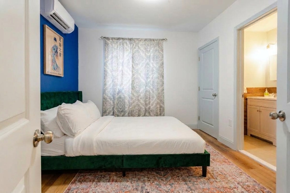 Mins to Fishtown & Center City