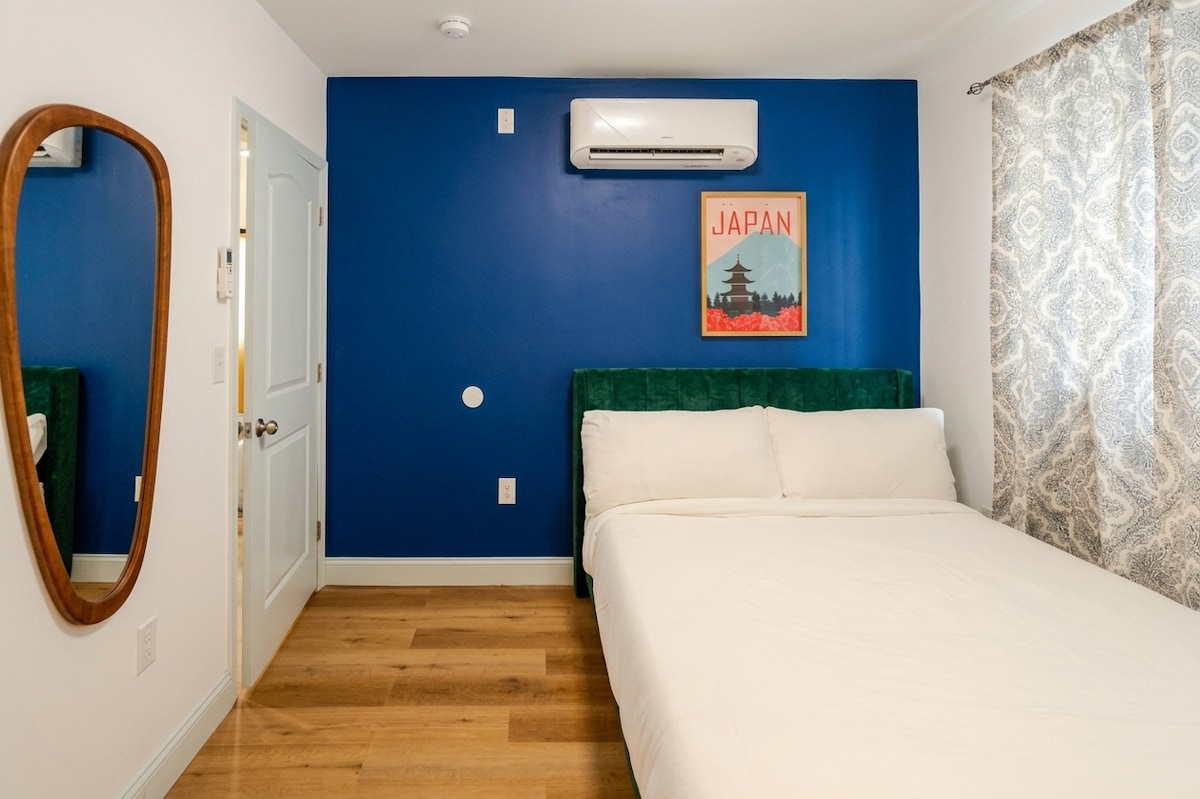 Mins to Fishtown & Center City