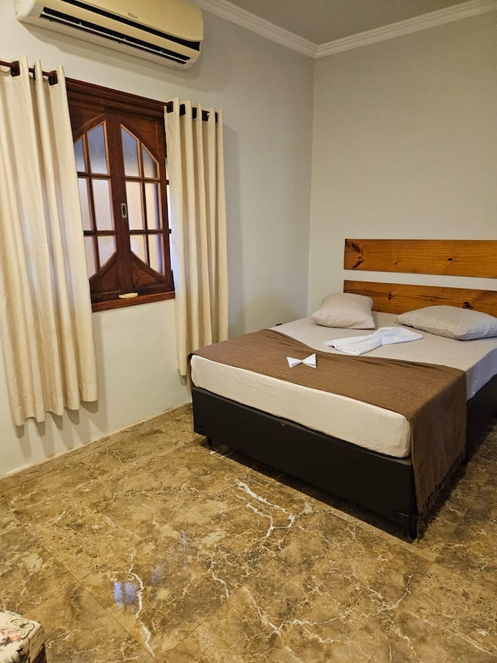 Dhomë gjumi 2