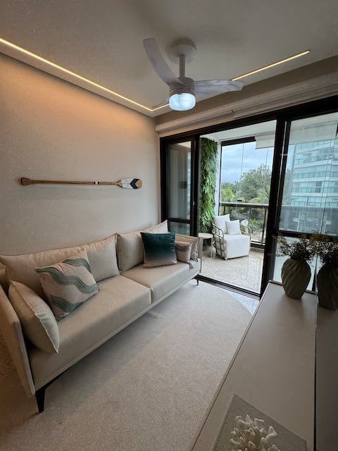 Top performing Airbnb: Beachfront in Riviera de São Lourenço in Bertioga