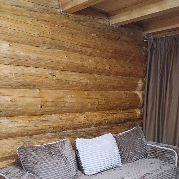 Intim Chalet - Romania