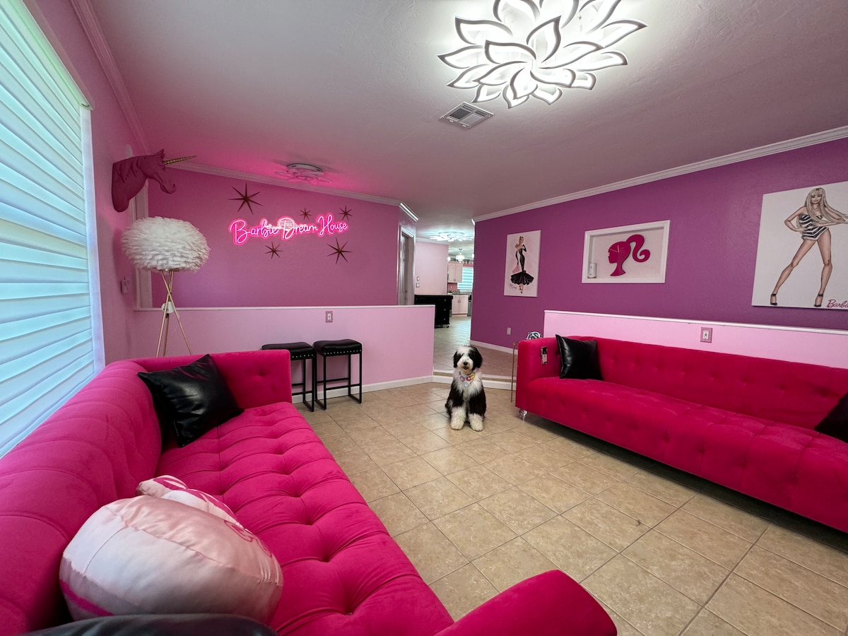 Everything’s Pink - Houses for Rent in Cape Coral, Florida, United ...