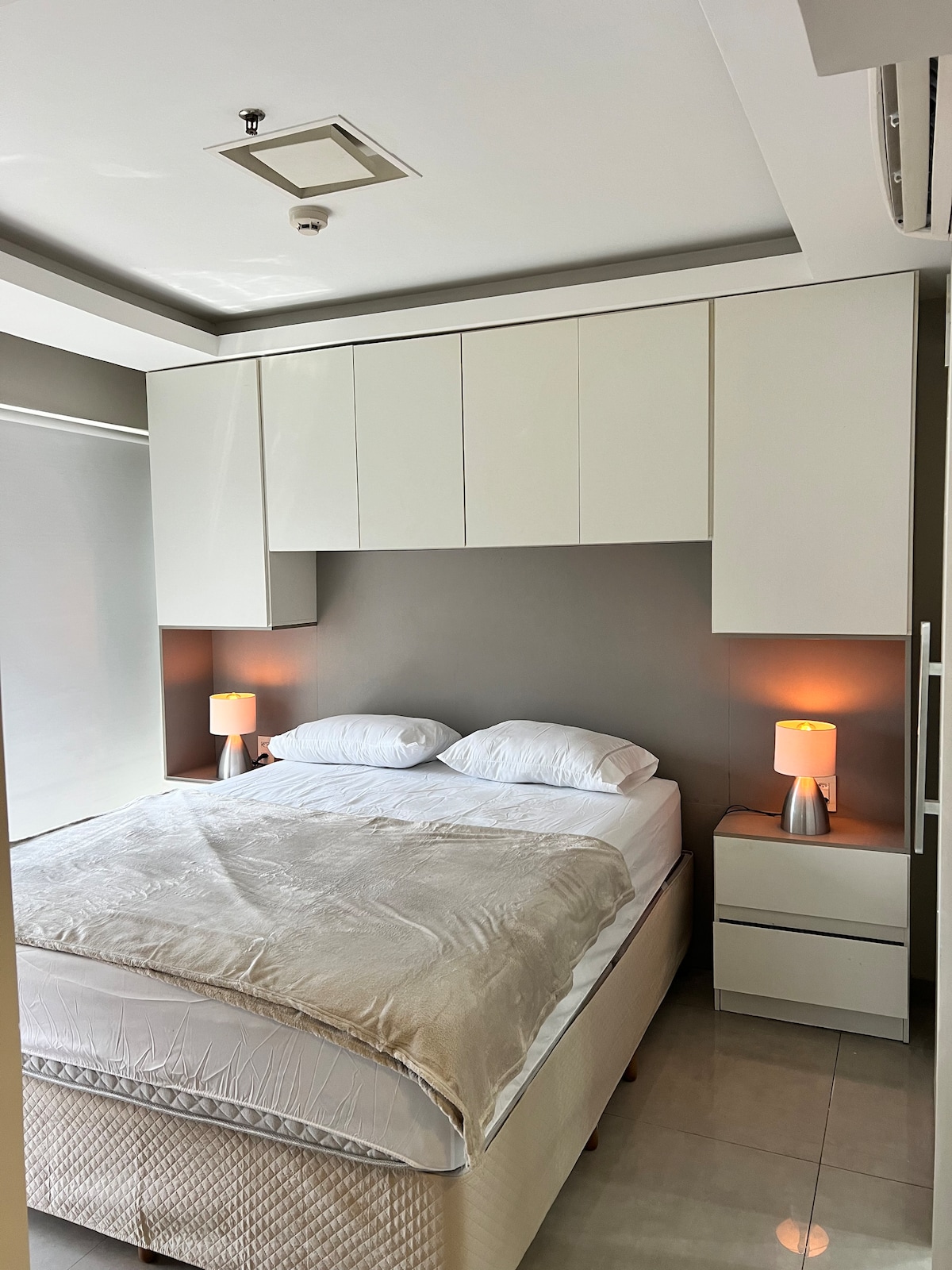 BED QUEEN MOLAS ENSACADAS INTERMEDIATE RIGIDITY 