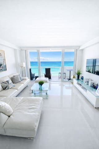 Baliñas Boutique managed Airbnb listing 1