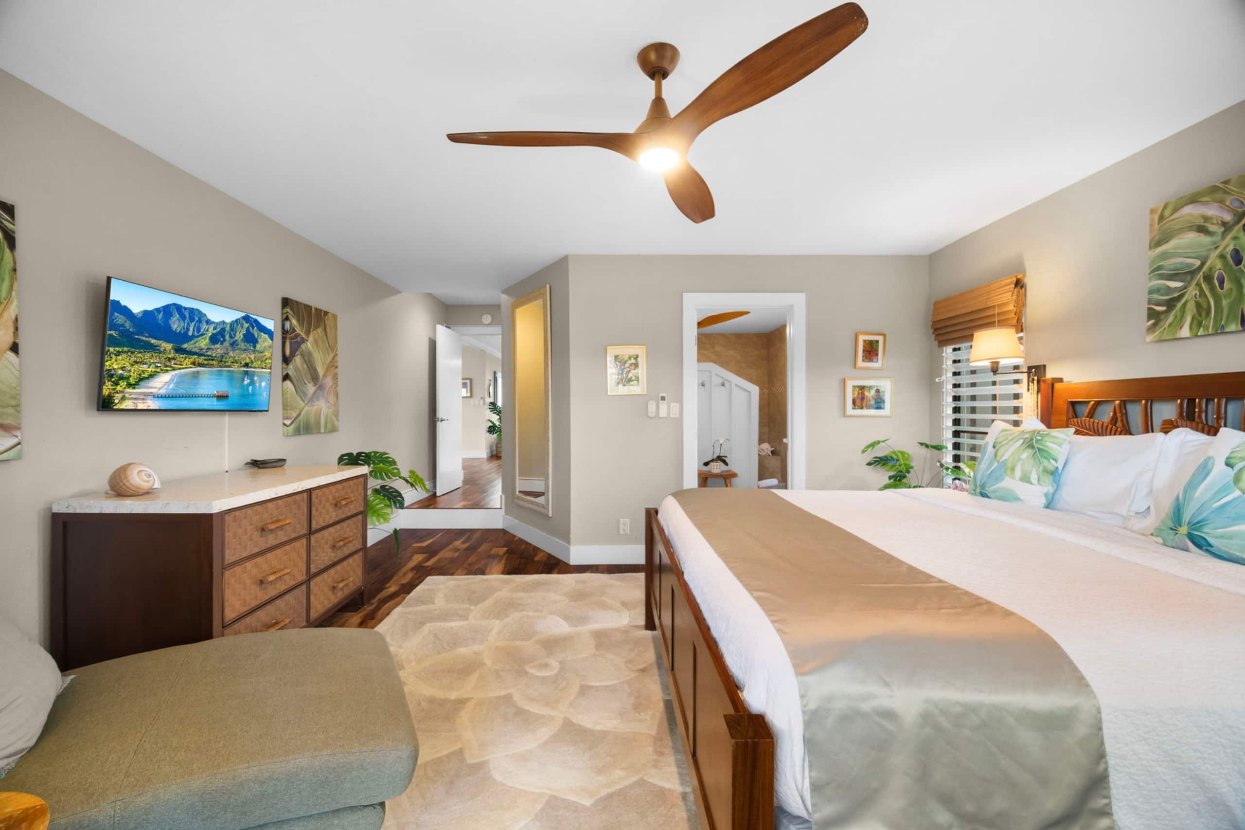 5* Reviews! Spacious Tropical Retreat + Pool + AC - Photo 27