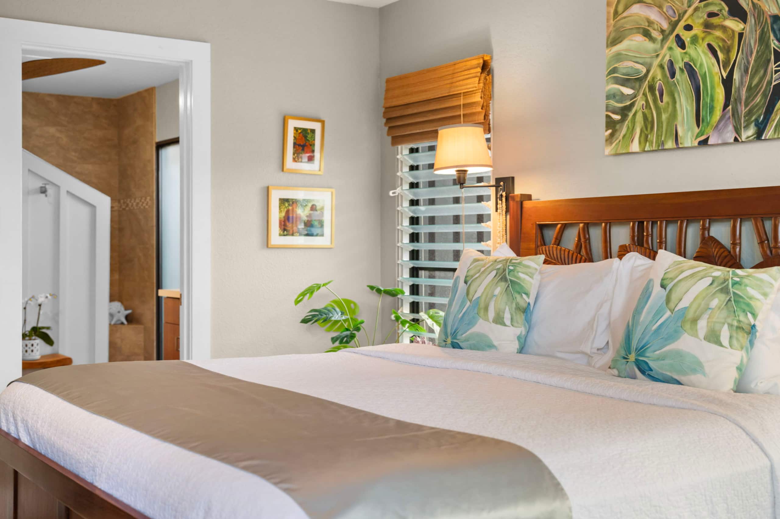 5* Reviews! Spacious Tropical Retreat + Pool + AC - Photo 28