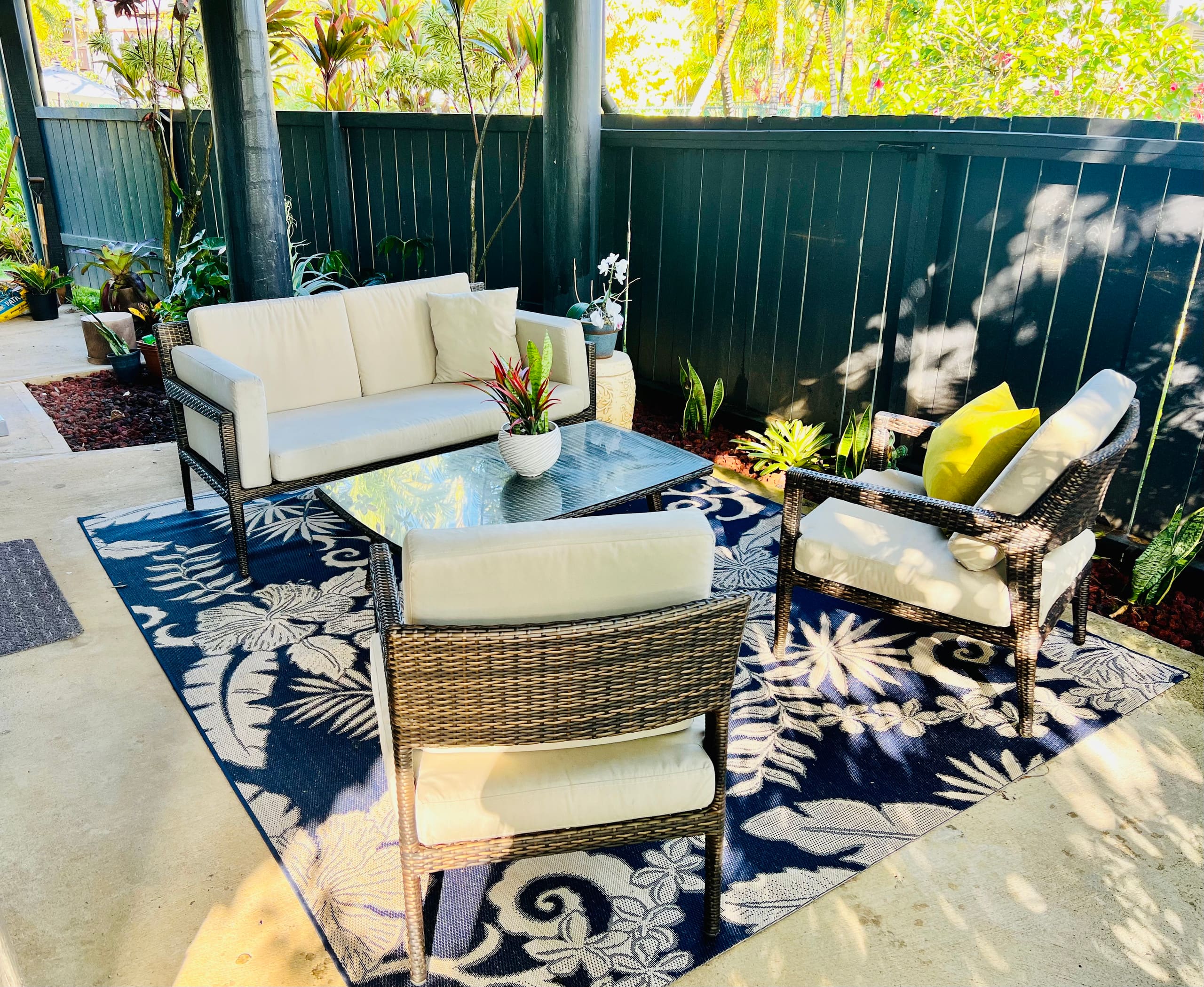 5* Reviews! Spacious Tropical Retreat + Pool + AC - Photo 62