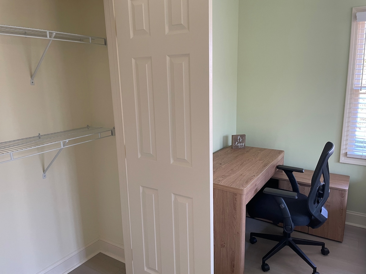 Private | Spacious | Full Kitchen | Large Yard