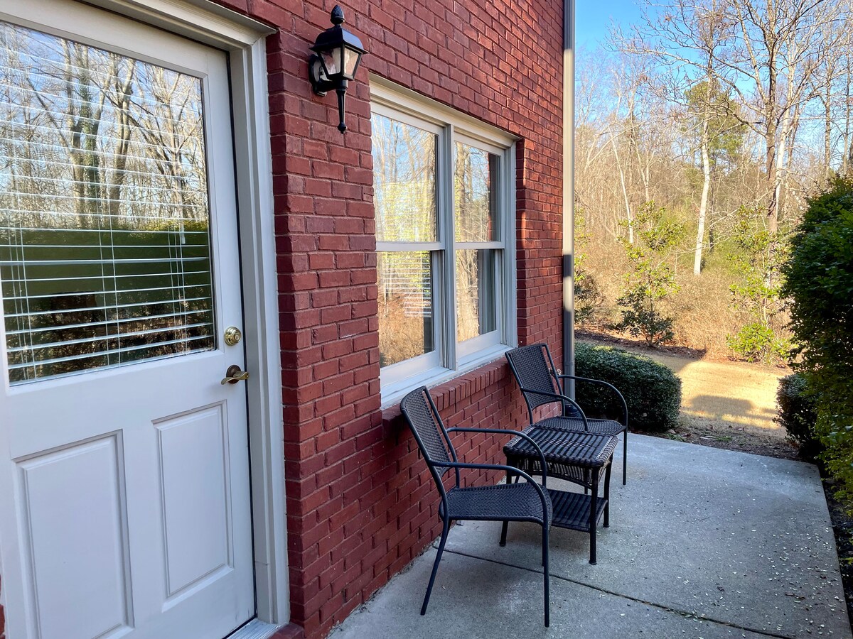 Private | Spacious | Full Kitchen | Large Yard