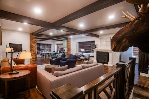 Country charm with Teton views