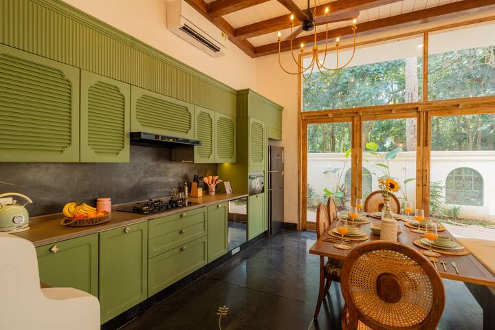 Full kitchen image 3