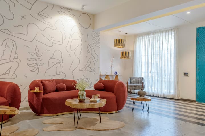 Living room image 4