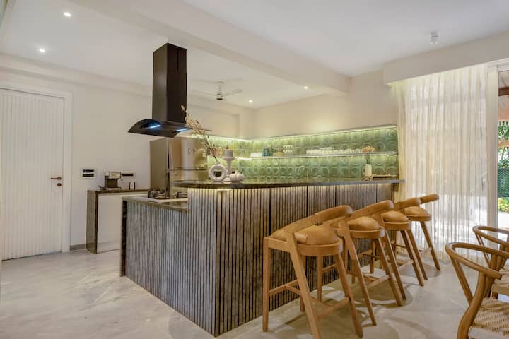 Full kitchen image 4