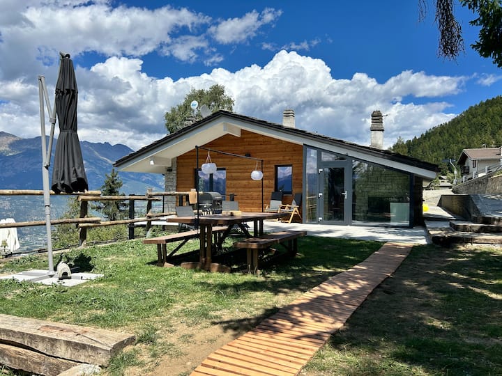 Beautiful cabin with breathtaking views and sauna