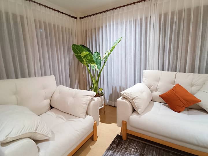 近古城，步行夜市，6卧7卫豪华泳池花园别墅 - Chiang Mai