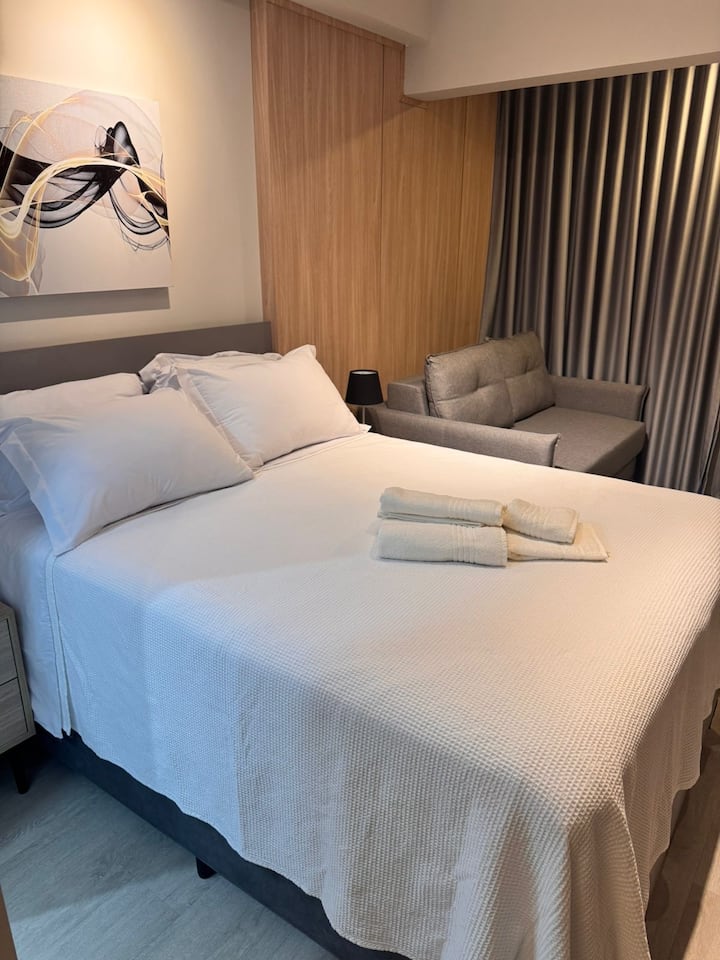 Кревет, фотографија од цела соба,соба,поглед (од имотот / собата)