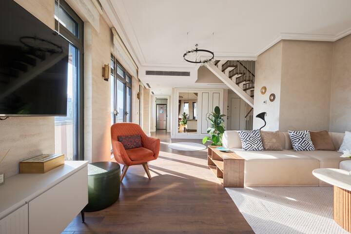 Penthouse at Taksim360 gallery image 3