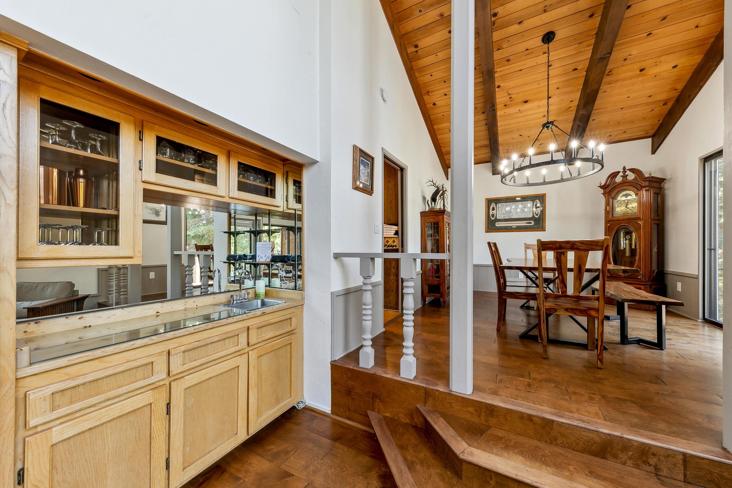 Hunting Lodge with Hot Tub, Sauna & Trail Access - Photo 11