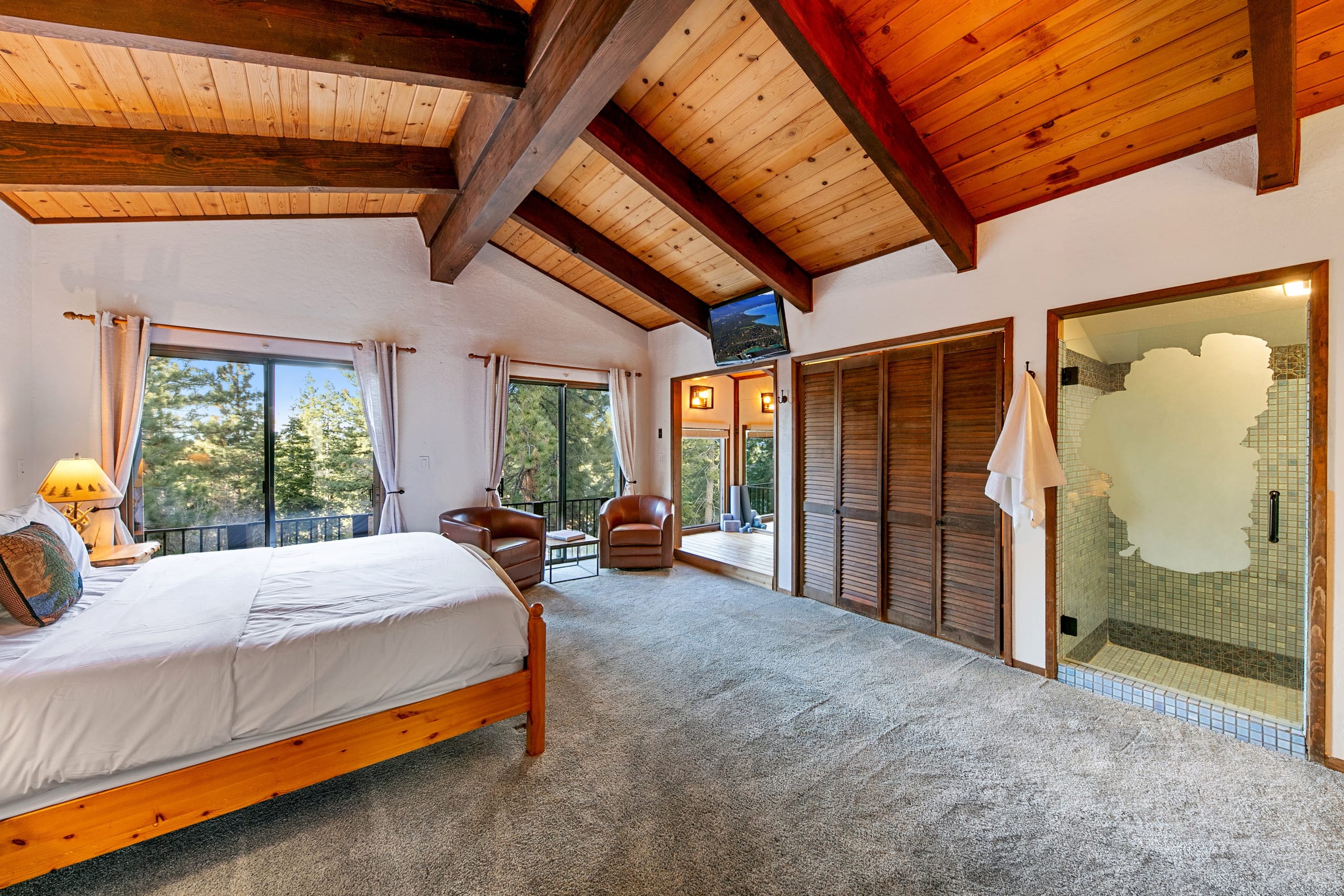 Hunting Lodge with Hot Tub, Sauna & Trail Access - Photo 21