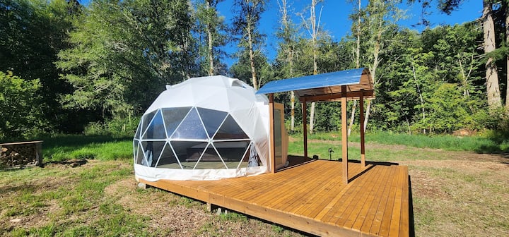Creekside Dome #1 + Forest Spa - Dome houses for Rent in