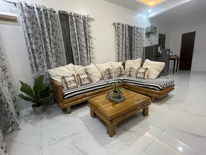 Summer Guest House! - San Remigio